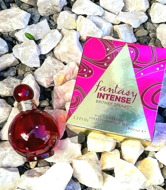 Britney Spears Fantasy Eau de Parfum Bottle