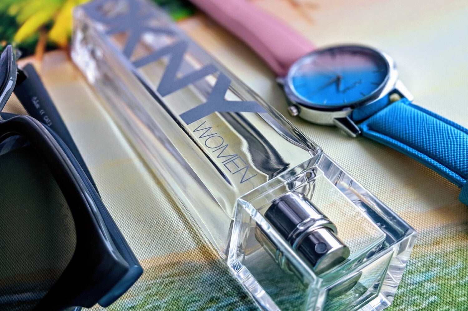 DKNY Energizing Eau de Parfum Bottle