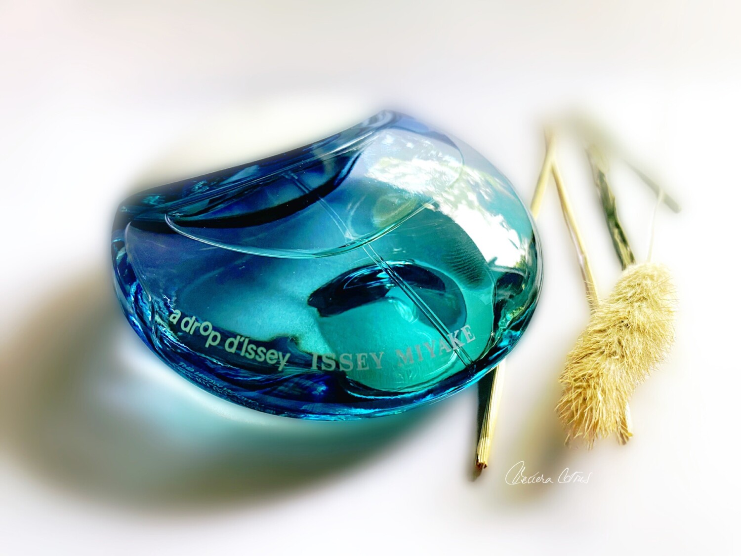 Issey Miyake A Drop d'Issey Eau de Parfum Fraiche Eau de Parfum Bottle