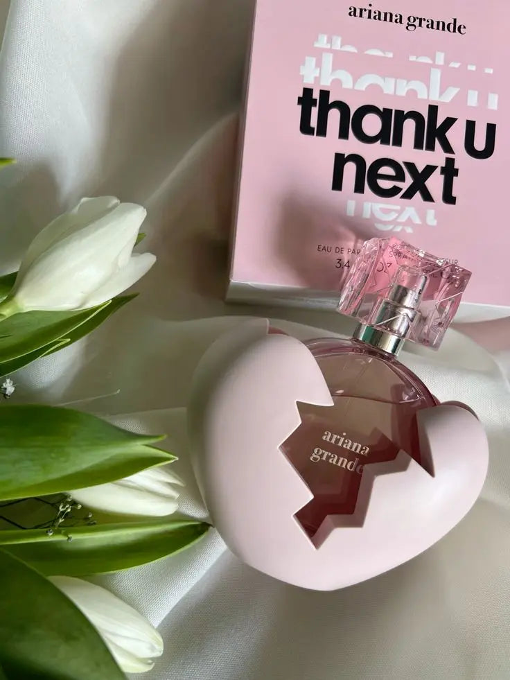 ARIANA GRANDE Thank U, Next Eau de Parfum 50ml For Women – Sweet Fruity Gourmand Fragrance with Raspberry, Coconut & Macarons Ariana Grande Ambient Beauty